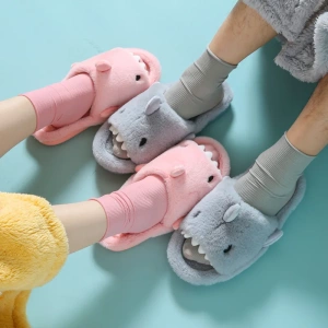 Cloud slippers shark